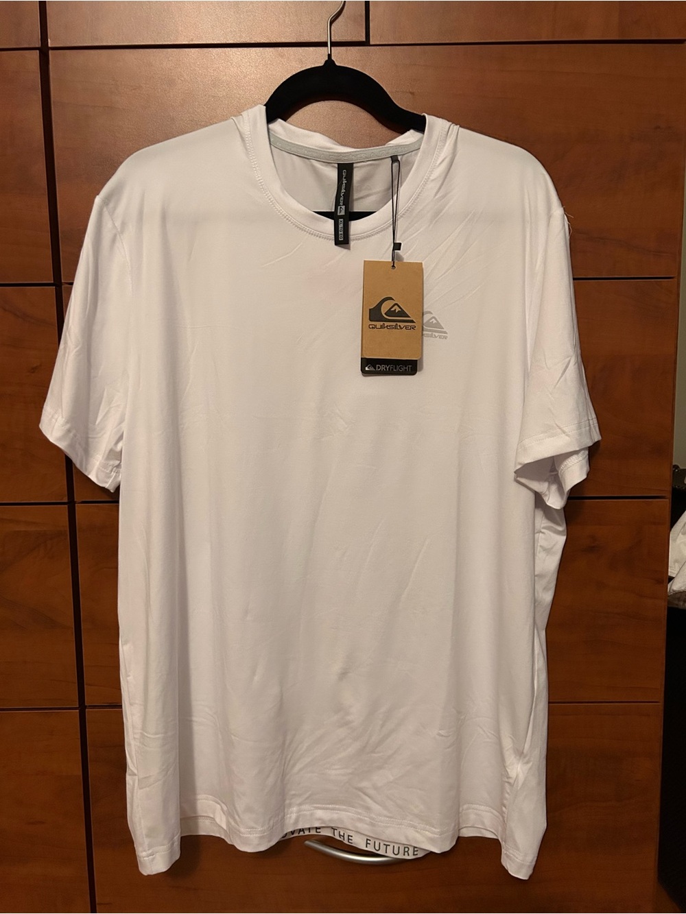 Quiksilver Men’s White Short Sleeve Performance Tee